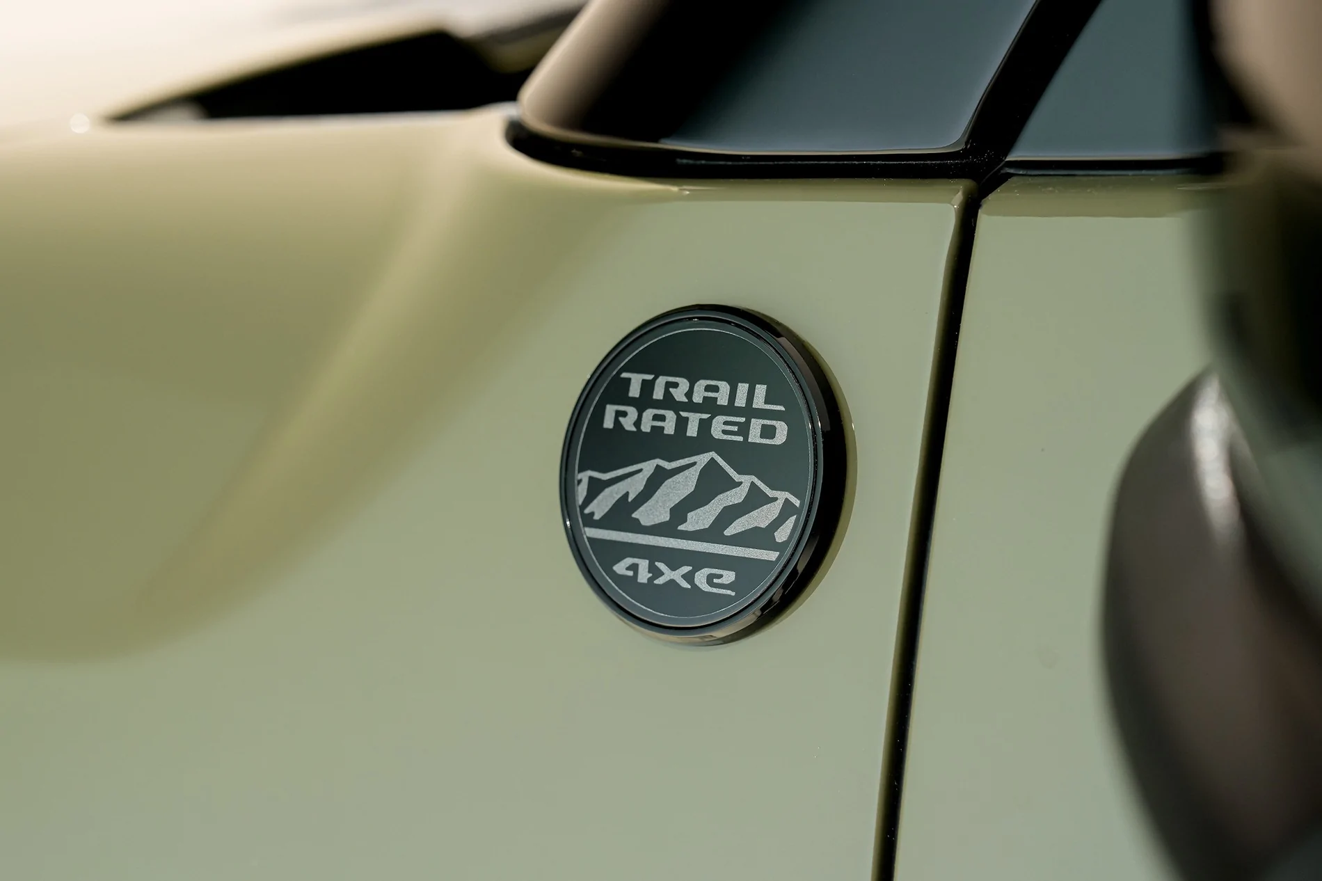 Jeep Recon EV 2026 Jeep Recon World Premiere! Starting Price $65,000. 250 miles range, 0-60 3.6s JP026_033RE