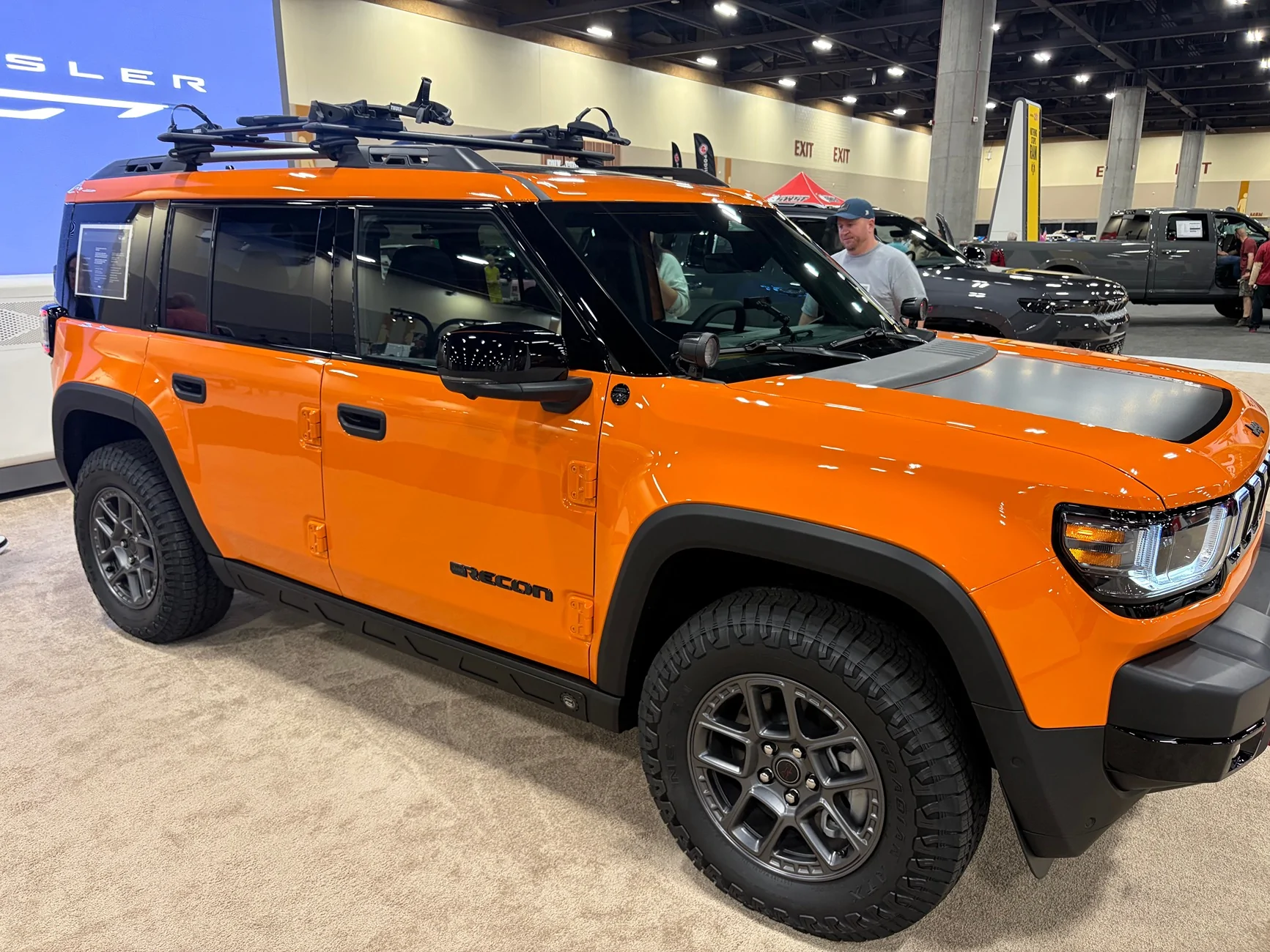 Jeep Recon EV Orange Jeep Recon from LA Auto Show IMG_3920